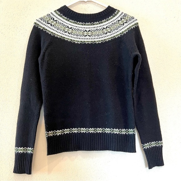 J. Crew Sweaters - J. CREW 100% Lamb Wool JOYFUL FAIR ISLE CREWNECK SWEATER In Navy women’s size XS